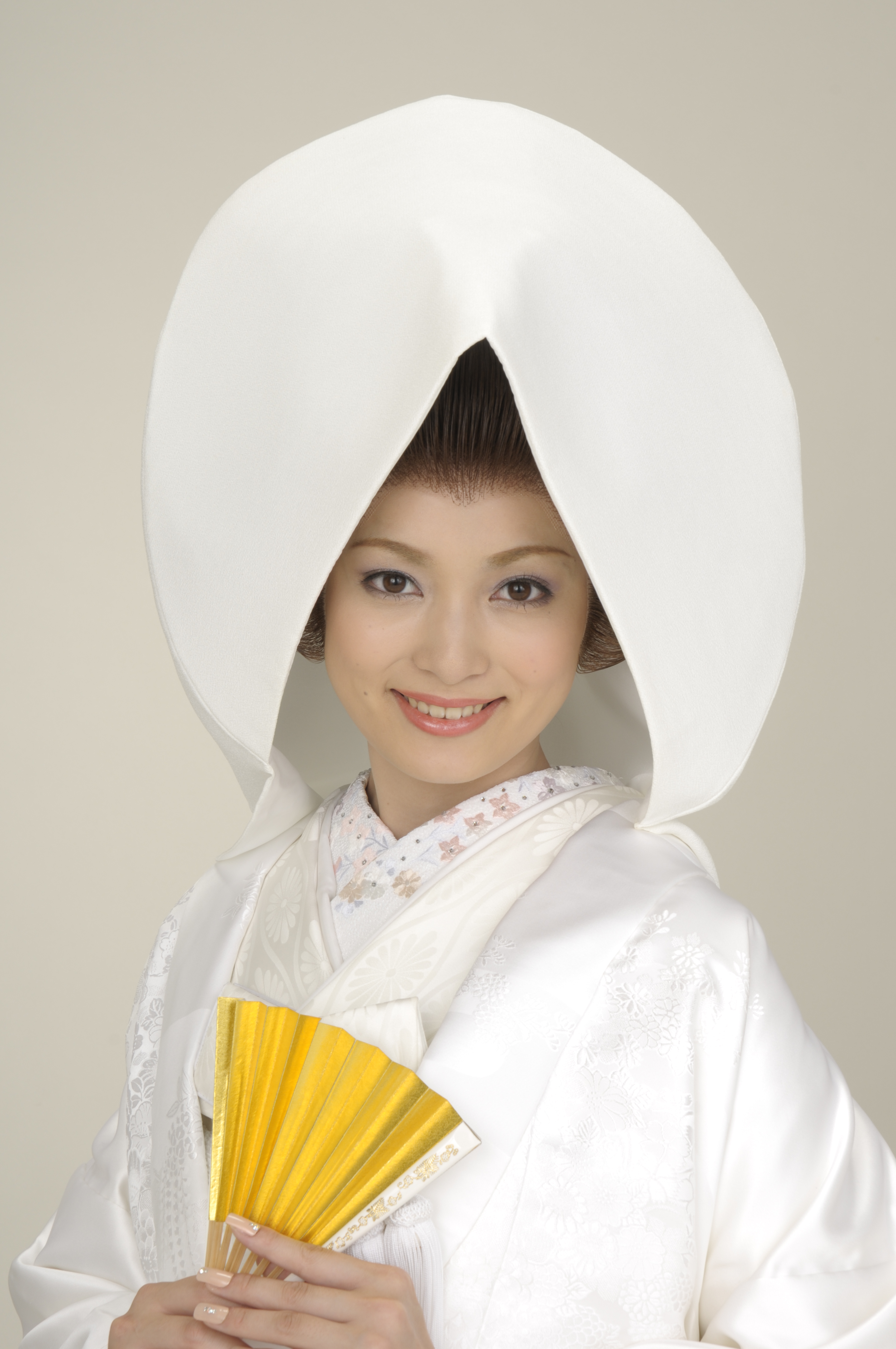 結婚式白無垢　洋髪用綿帽子と綿帽子キーパーセット 花嫁用 綿帽子 洋髪用 かつら用 縮緬 白ちりめん わたぼうし